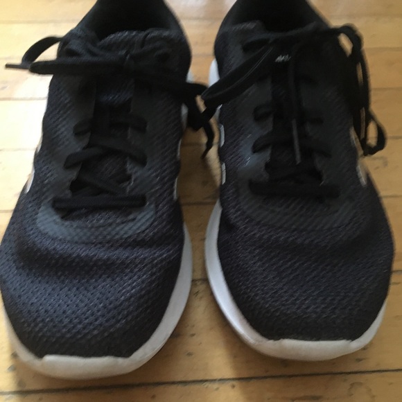 black Adidas Cloudfoam size 7 trainers shoes - Picture 3 of 6